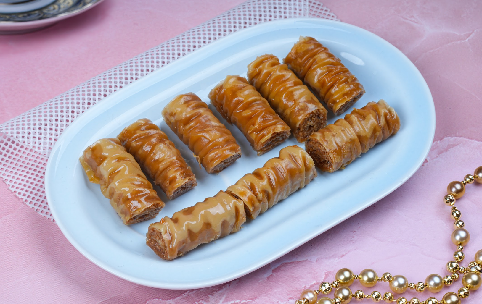 Baklava Finger Roll